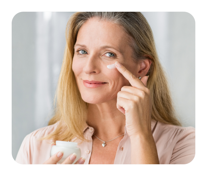 Hylauronic Acid 101: This Hydrating Hero Plumps & Smooths Skin