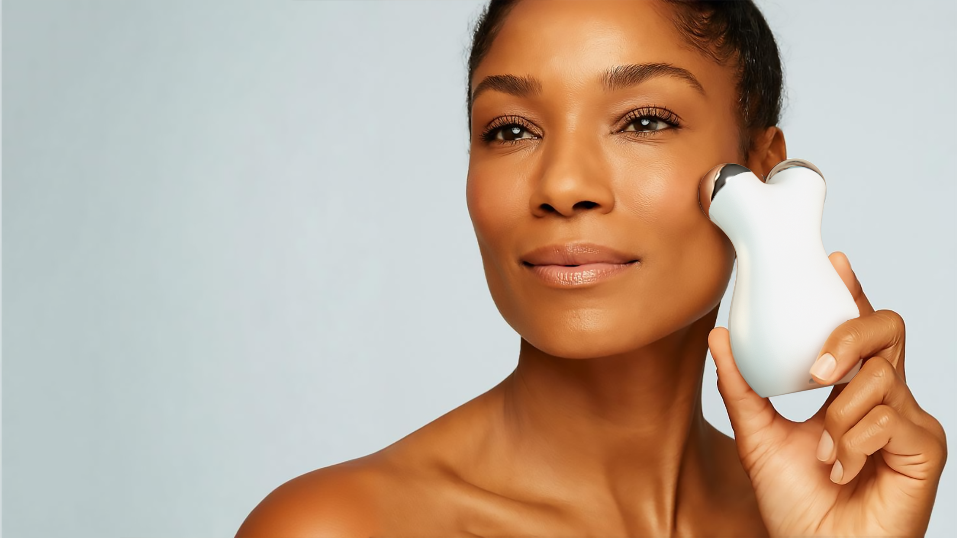 Microcurrent Therapy: What It Is, How It Works, and Why Skin Loves It
